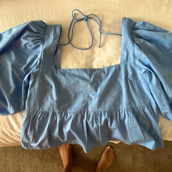 Abercrombie & Fitch Tops - Puffy sleeve light blue blouse